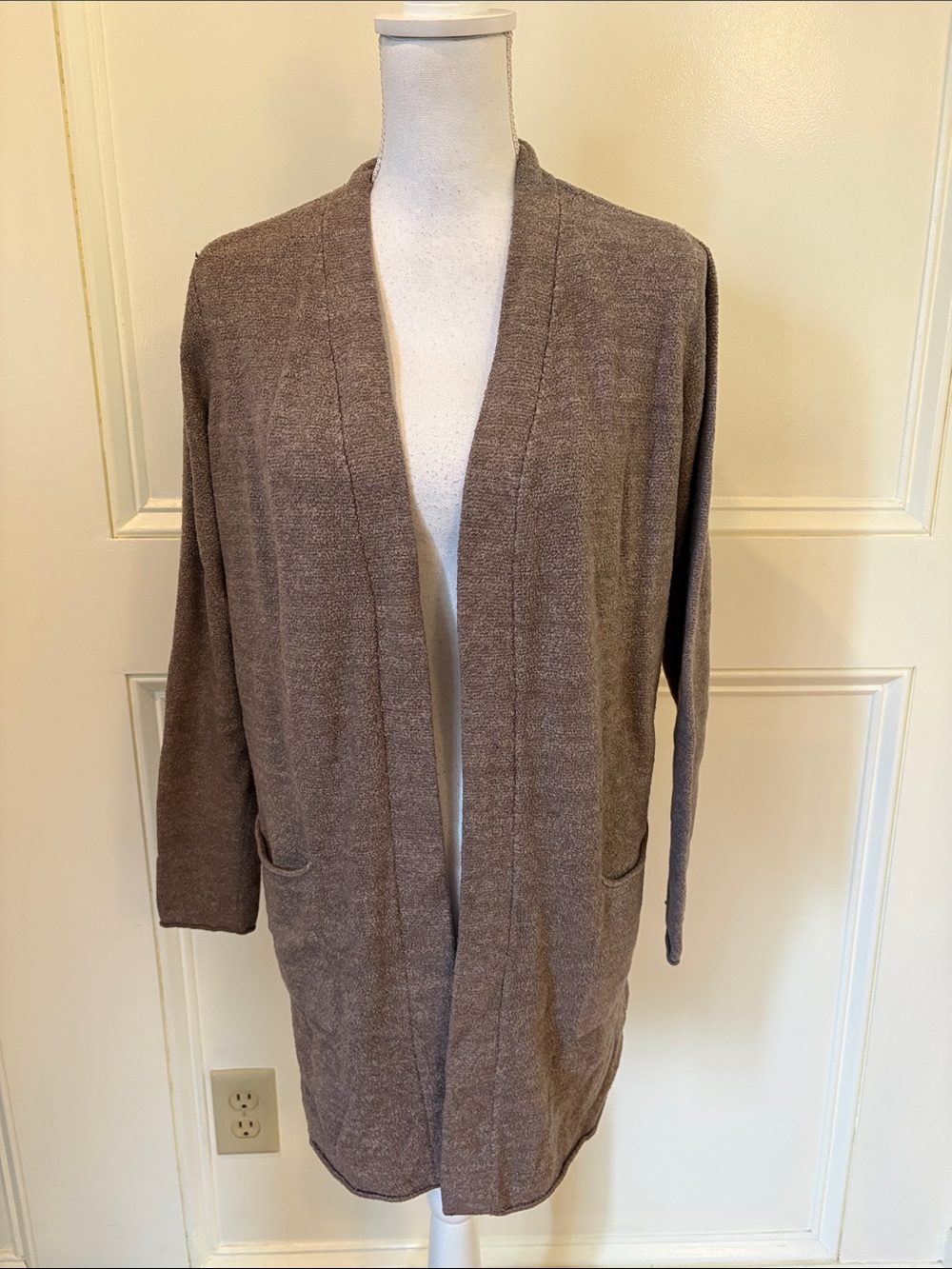 Barefoot Dreams Women's Open-Front Cardigan in Taupe